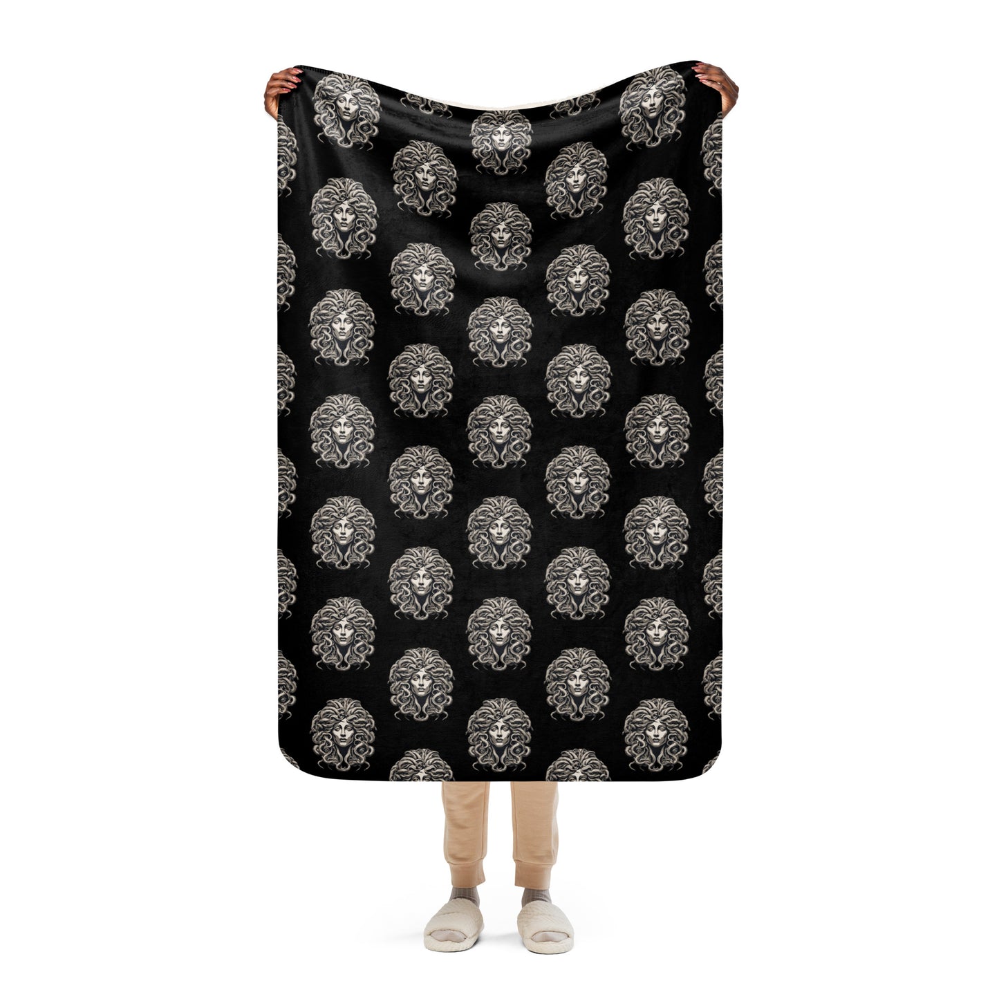 MEDUSA SHERPA BLANKET