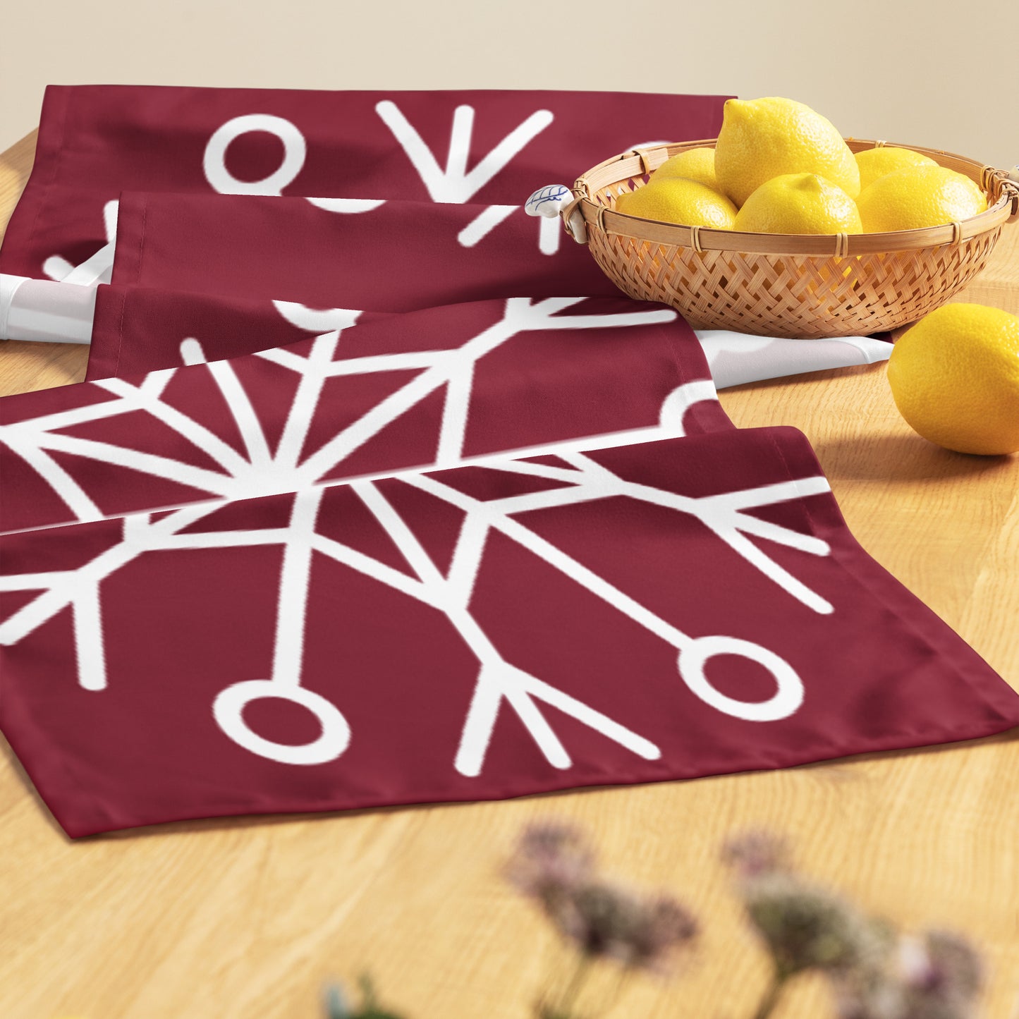 SNOWFLAKE TABLE RUNNER