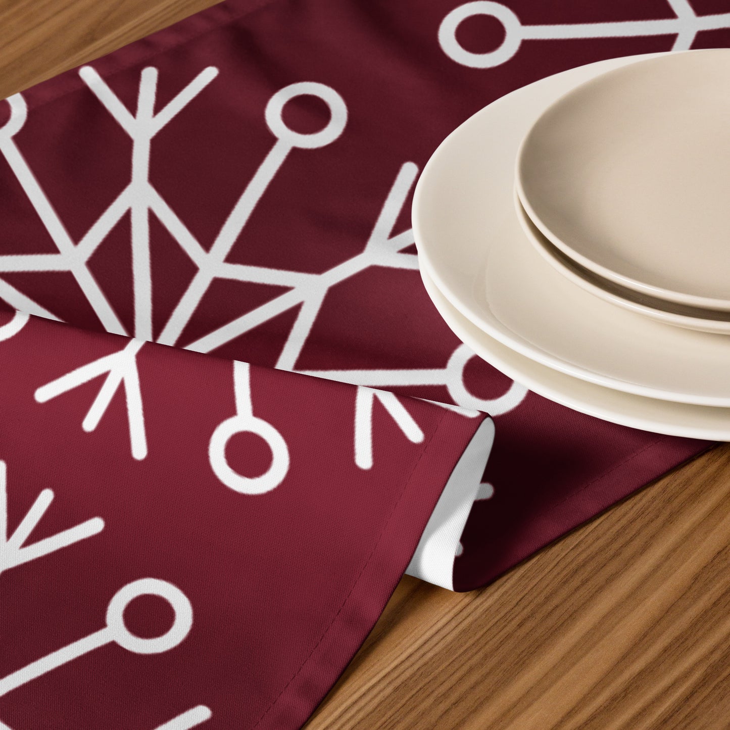 SNOWFLAKE TABLE RUNNER